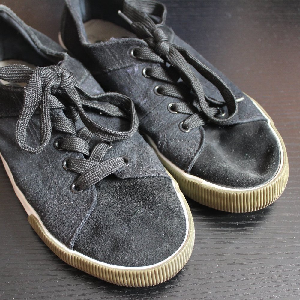 5/$35 -Black Canvas/Suede Sneakers